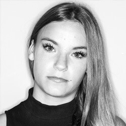 Models - Suzanne